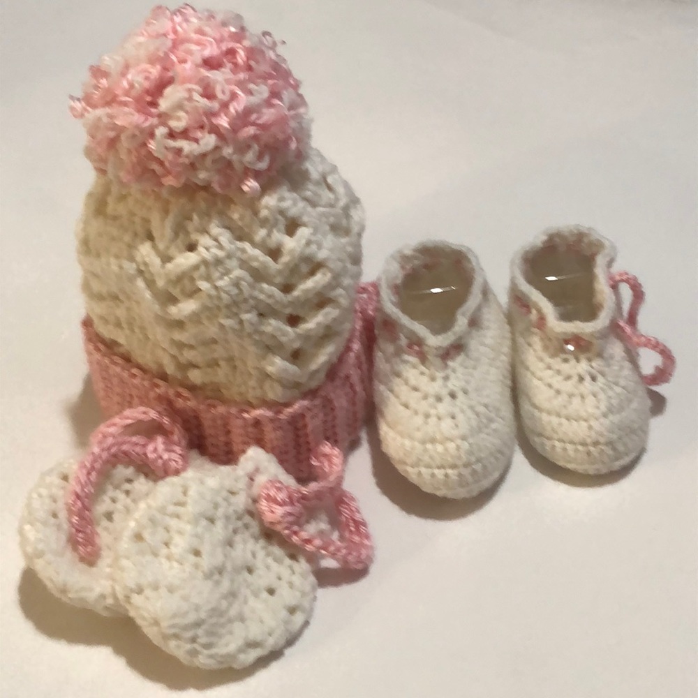 Handmade Crochet baby 3 pieces set